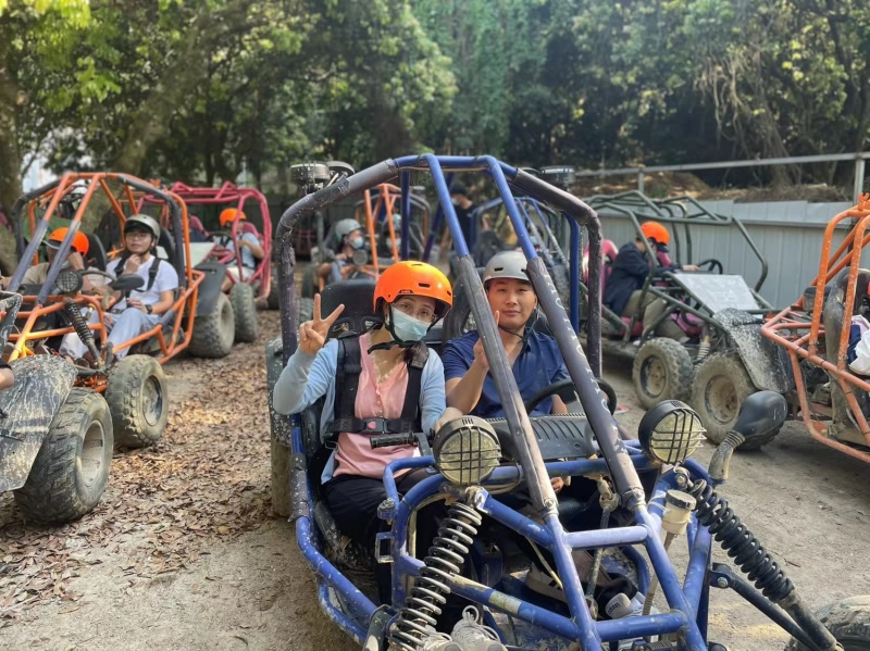 98d5d46f1bb7e4465b7e4d767ee21c6f.jpg 13越野.jpg